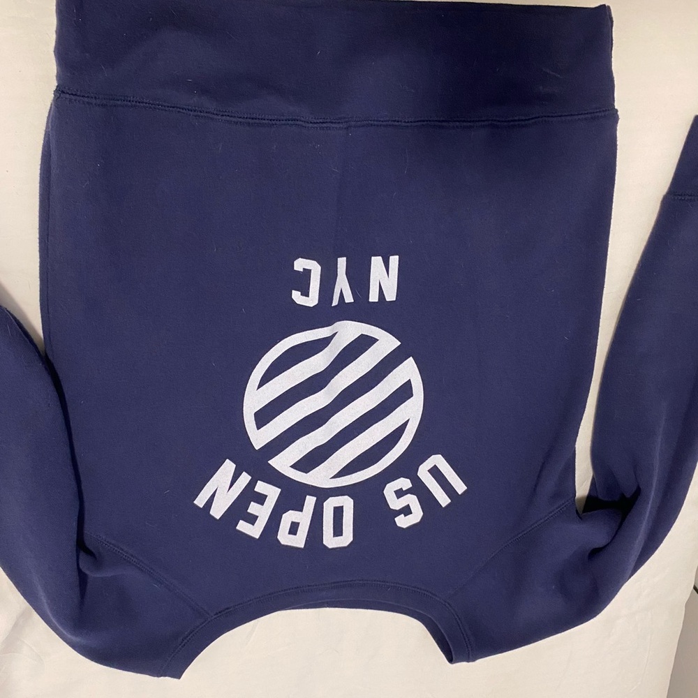2021 Womens US Open sweatshirt Medium (runs small)